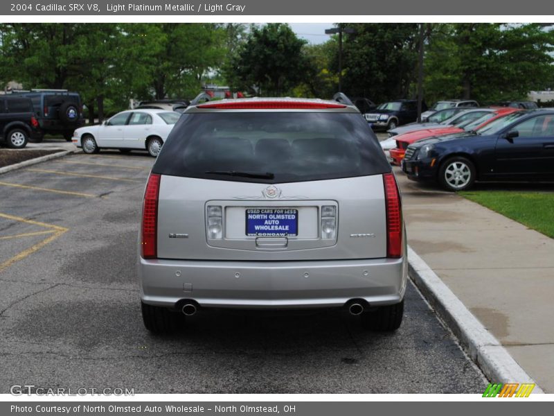 Light Platinum Metallic / Light Gray 2004 Cadillac SRX V8