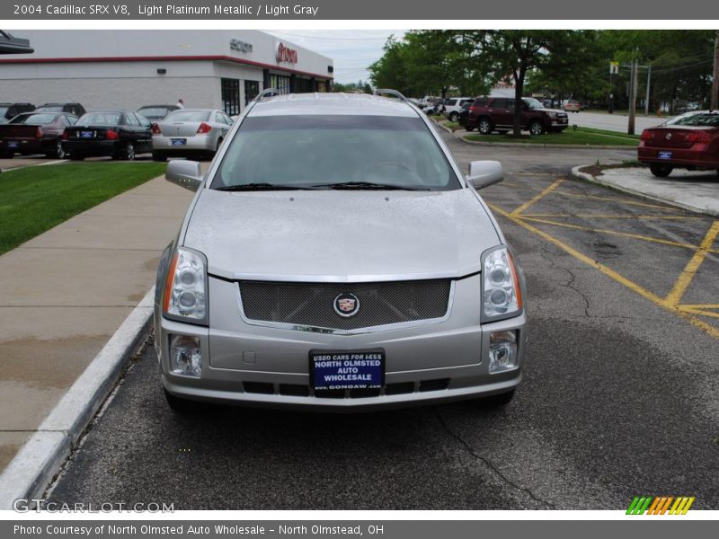 Light Platinum Metallic / Light Gray 2004 Cadillac SRX V8