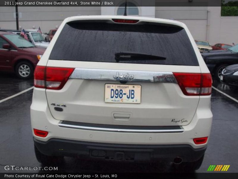 Stone White / Black 2011 Jeep Grand Cherokee Overland 4x4