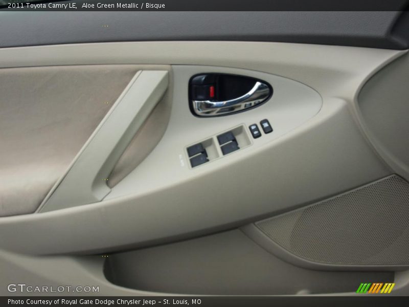 Aloe Green Metallic / Bisque 2011 Toyota Camry LE