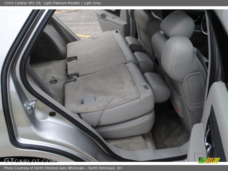 Light Platinum Metallic / Light Gray 2004 Cadillac SRX V8