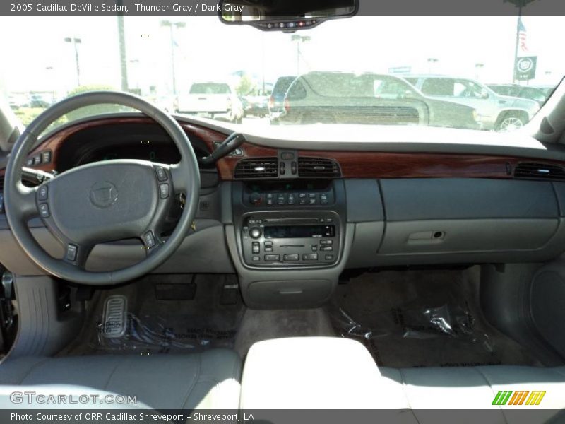Thunder Gray / Dark Gray 2005 Cadillac DeVille Sedan