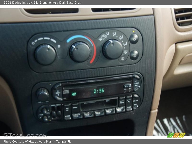 Stone White / Dark Slate Gray 2002 Dodge Intrepid SE