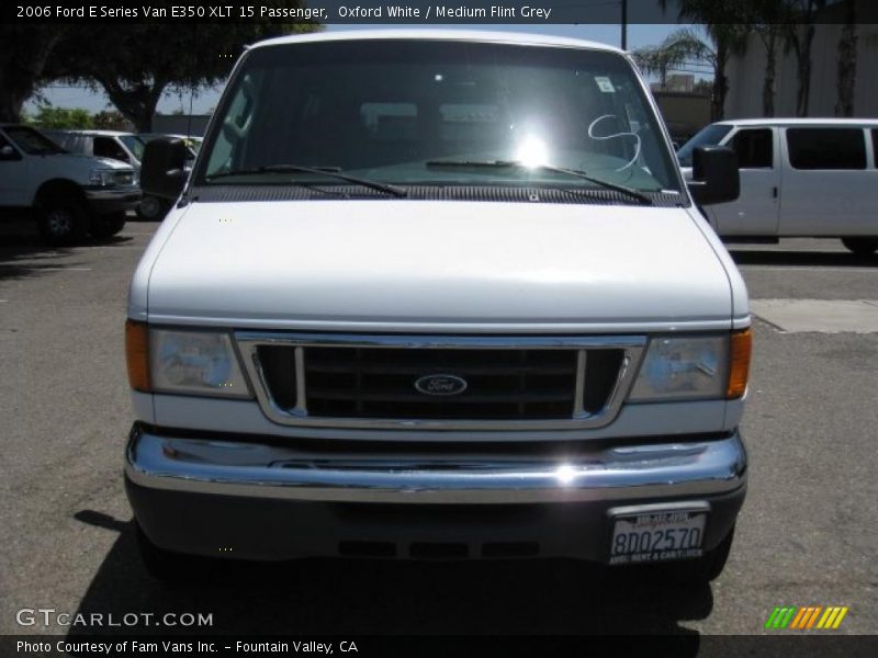 Oxford White / Medium Flint Grey 2006 Ford E Series Van E350 XLT 15 Passenger