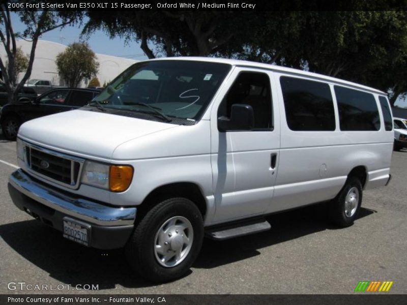 Oxford White / Medium Flint Grey 2006 Ford E Series Van E350 XLT 15 Passenger