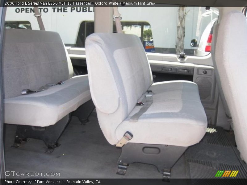 Oxford White / Medium Flint Grey 2006 Ford E Series Van E350 XLT 15 Passenger