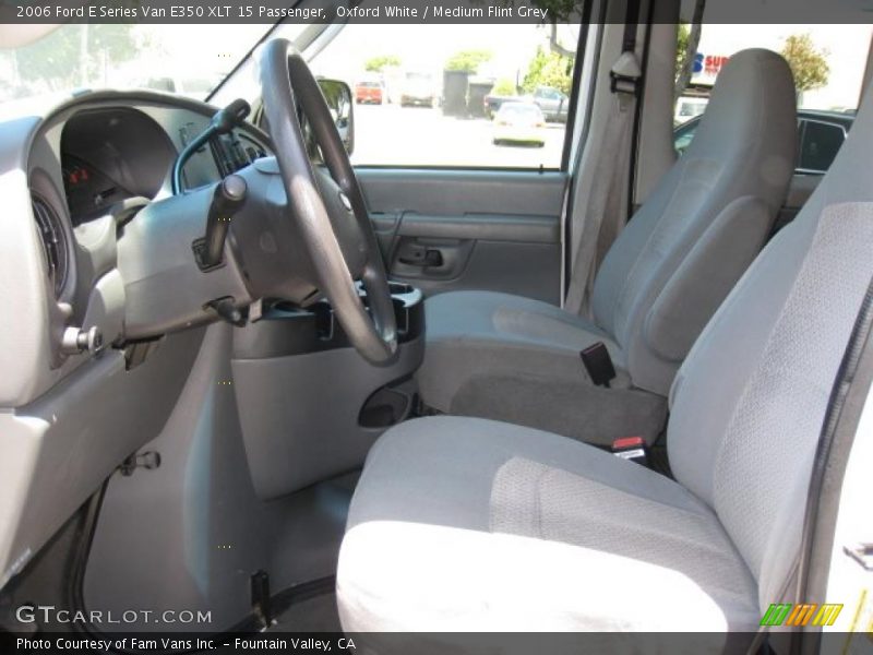 Oxford White / Medium Flint Grey 2006 Ford E Series Van E350 XLT 15 Passenger