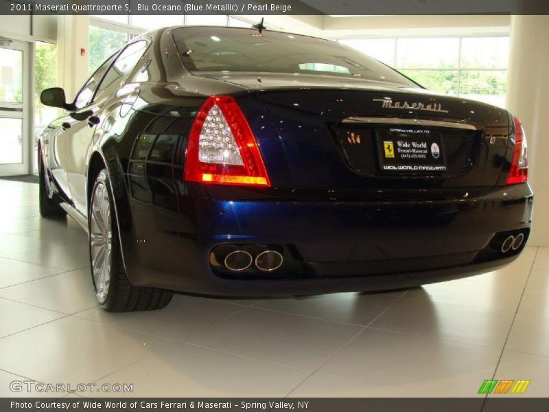 Blu Oceano (Blue Metallic) / Pearl Beige 2011 Maserati Quattroporte S