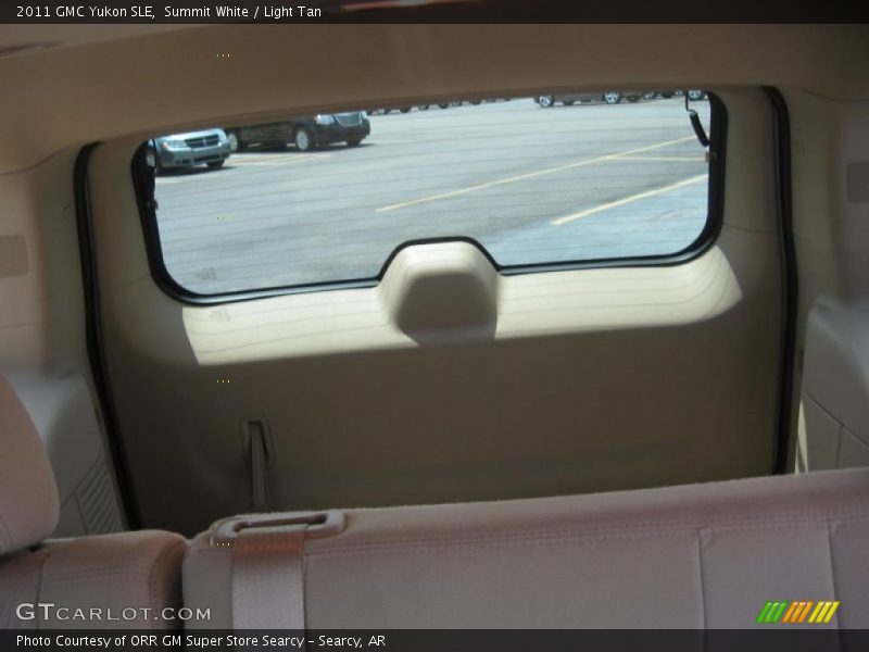 Summit White / Light Tan 2011 GMC Yukon SLE
