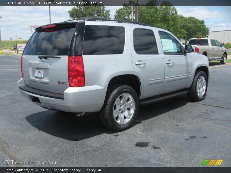 Pure Silver Metallic / Light Titanium 2011 GMC Yukon SLT