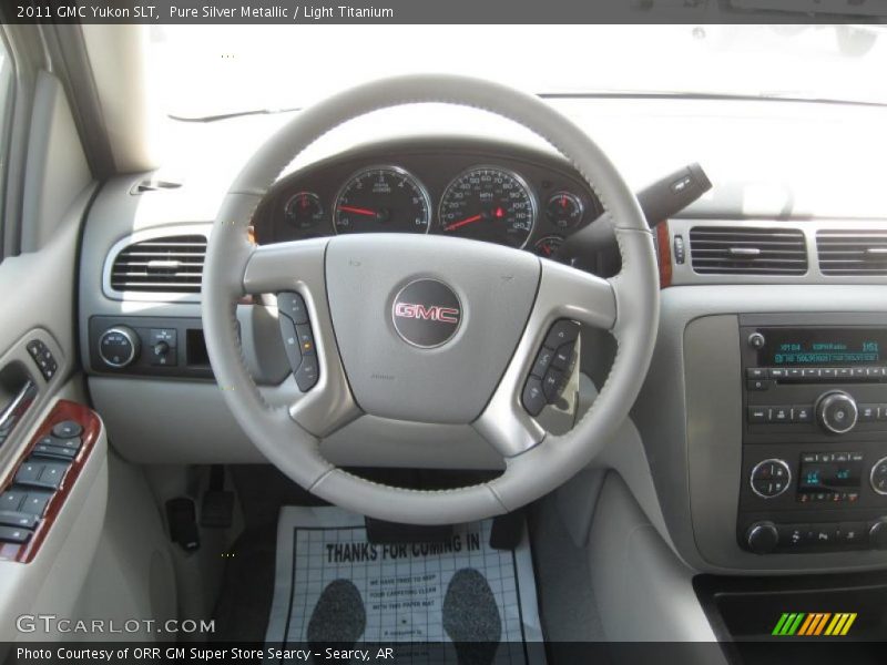 Pure Silver Metallic / Light Titanium 2011 GMC Yukon SLT
