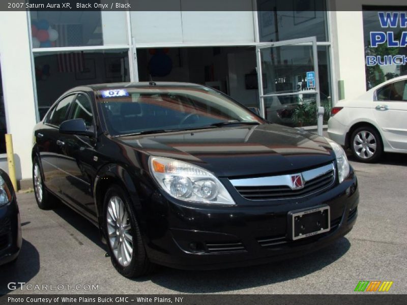 Black Onyx / Black 2007 Saturn Aura XR
