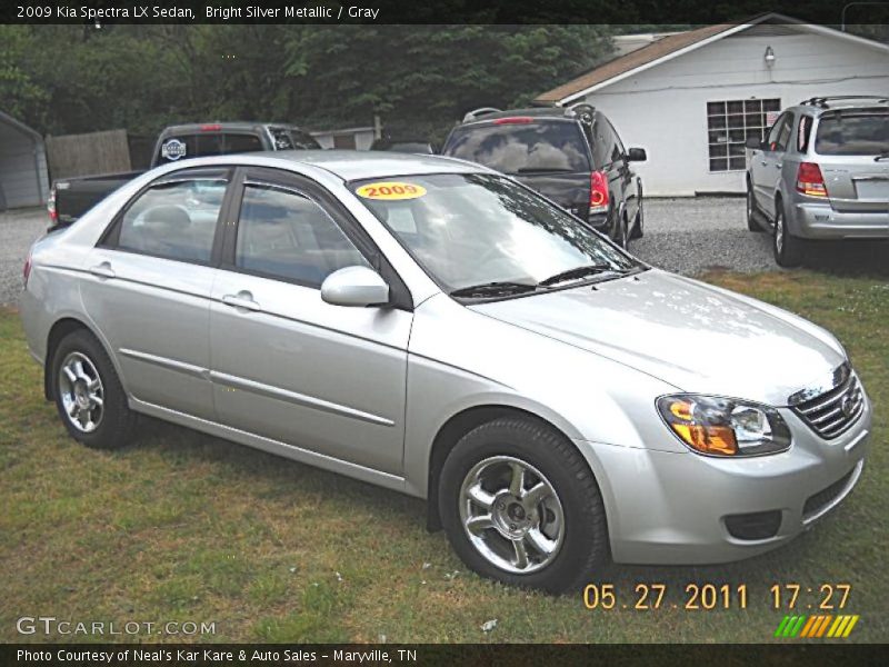 Bright Silver Metallic / Gray 2009 Kia Spectra LX Sedan