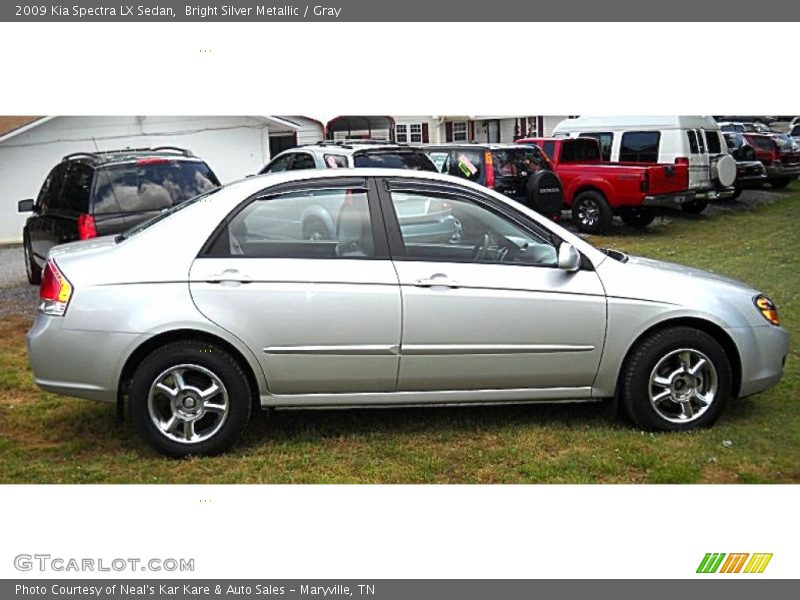 Bright Silver Metallic / Gray 2009 Kia Spectra LX Sedan