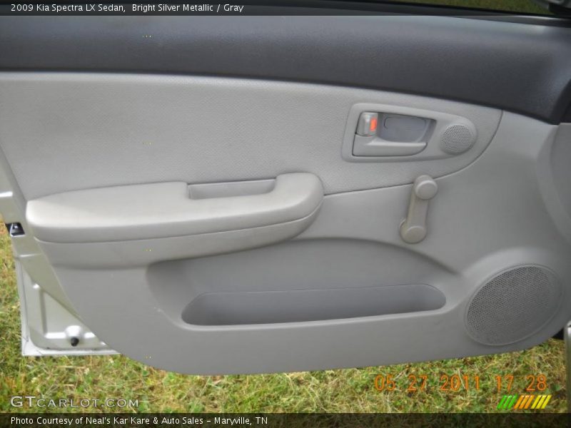 Bright Silver Metallic / Gray 2009 Kia Spectra LX Sedan