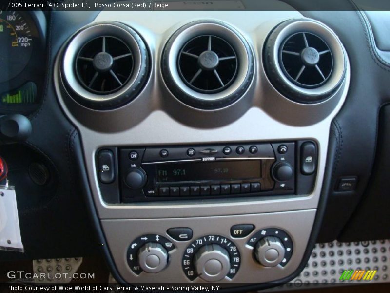 Controls of 2005 F430 Spider F1