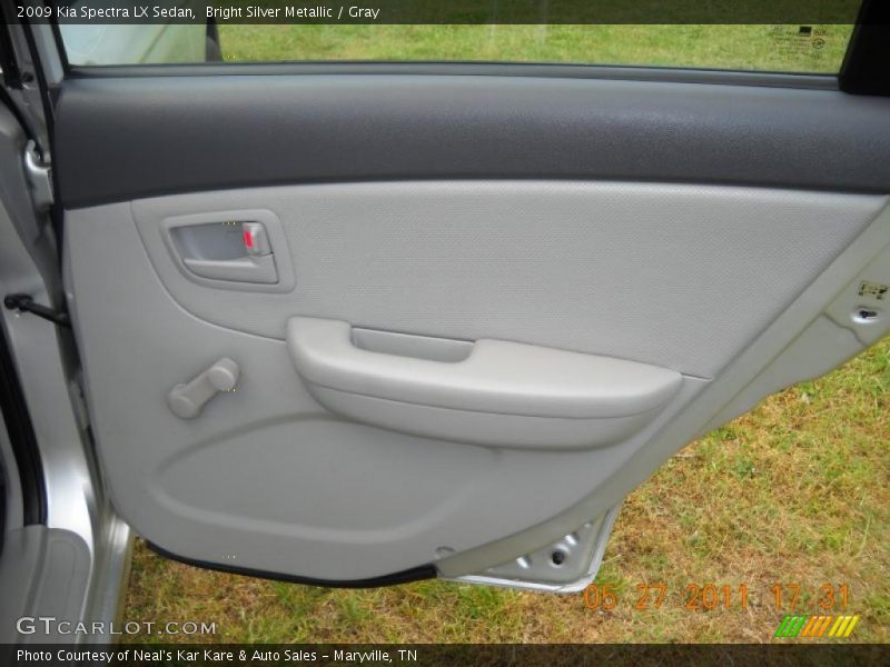 Bright Silver Metallic / Gray 2009 Kia Spectra LX Sedan
