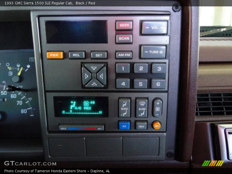Controls of 1993 Sierra 1500 SLE Regular Cab