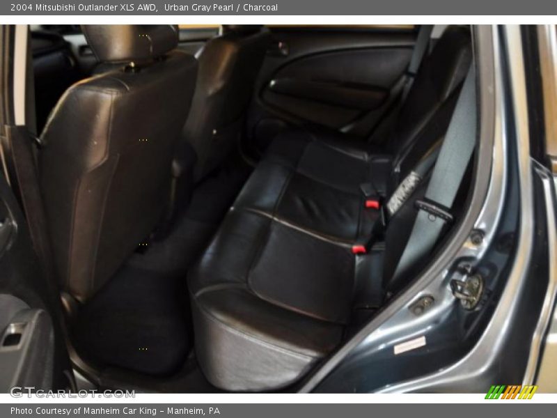 Urban Gray Pearl / Charcoal 2004 Mitsubishi Outlander XLS AWD
