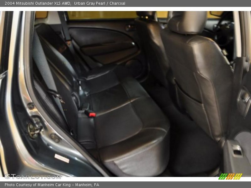 Urban Gray Pearl / Charcoal 2004 Mitsubishi Outlander XLS AWD
