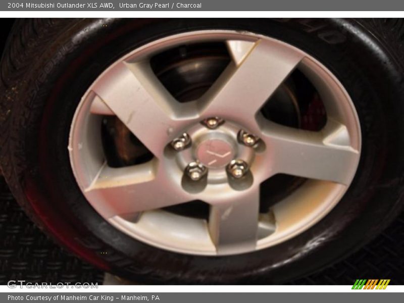 Urban Gray Pearl / Charcoal 2004 Mitsubishi Outlander XLS AWD