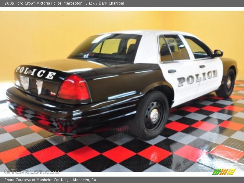 Black / Dark Charcoal 2009 Ford Crown Victoria Police Interceptor
