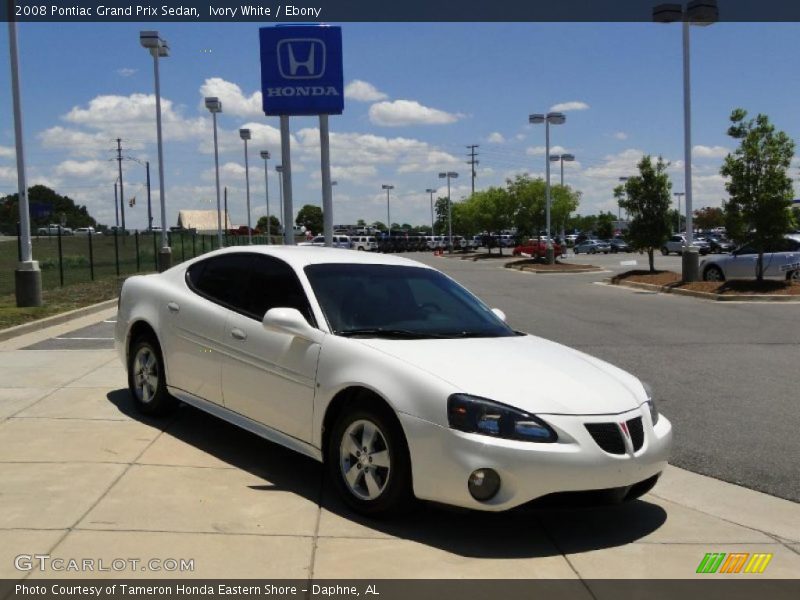 Ivory White / Ebony 2008 Pontiac Grand Prix Sedan