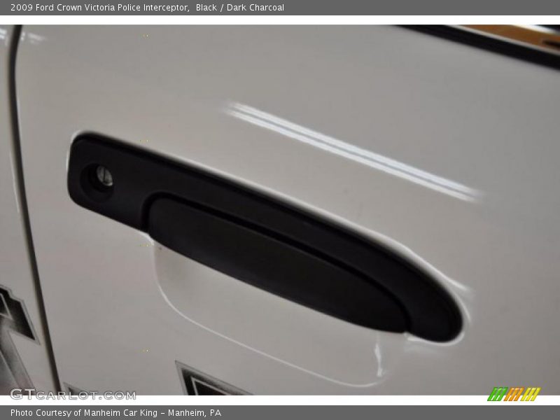 Black / Dark Charcoal 2009 Ford Crown Victoria Police Interceptor