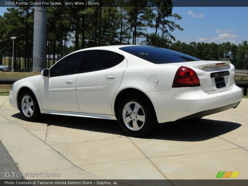 Ivory White / Ebony 2008 Pontiac Grand Prix Sedan