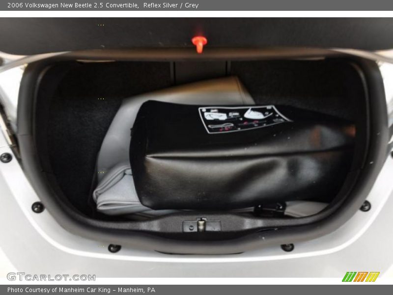 Reflex Silver / Grey 2006 Volkswagen New Beetle 2.5 Convertible