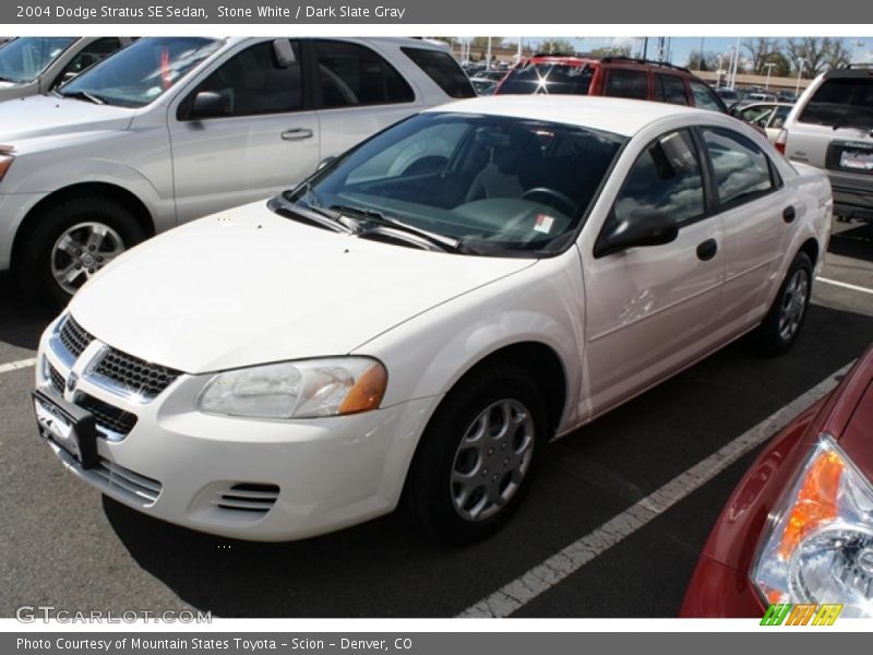 Stone White / Dark Slate Gray 2004 Dodge Stratus SE Sedan