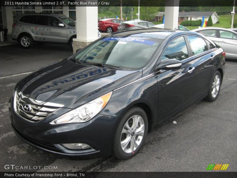 Front 3/4 View of 2011 Sonata Limited 2.0T