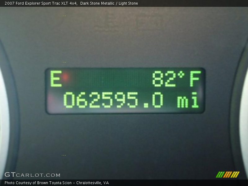 Dark Stone Metallic / Light Stone 2007 Ford Explorer Sport Trac XLT 4x4