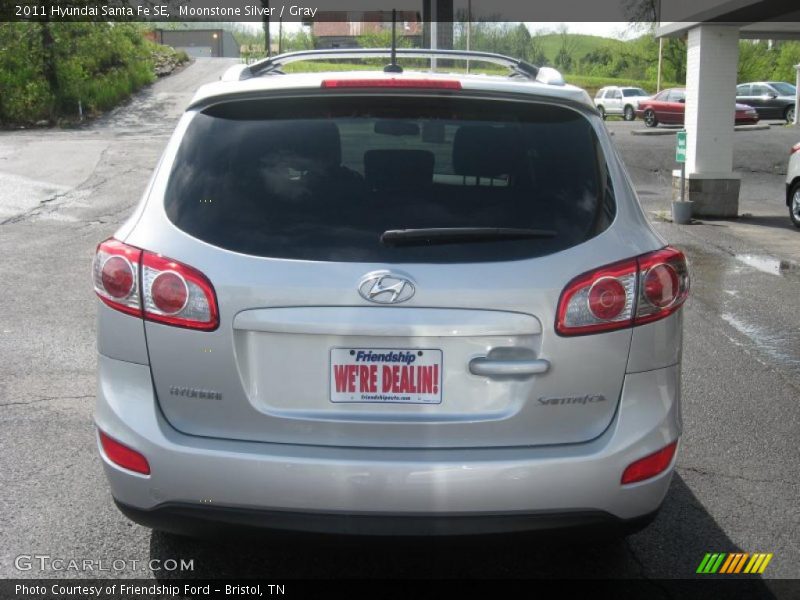 Moonstone Silver / Gray 2011 Hyundai Santa Fe SE
