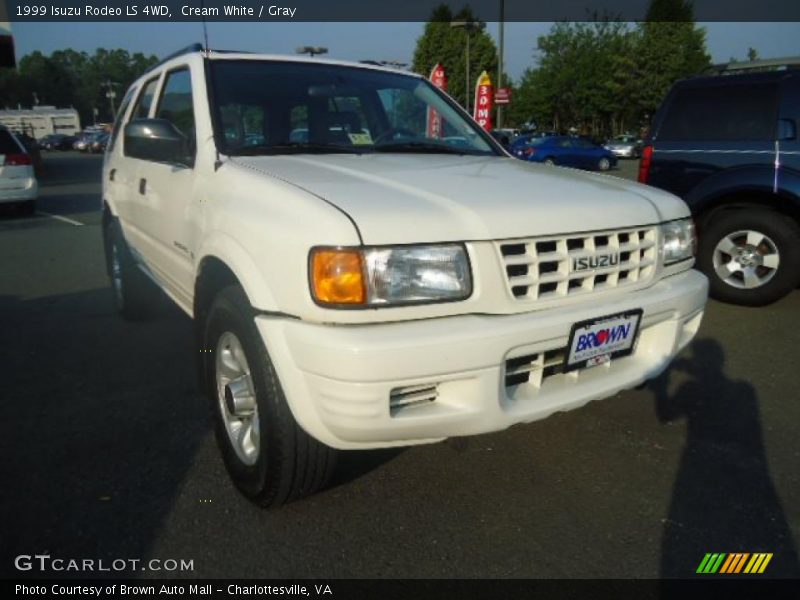 Cream White / Gray 1999 Isuzu Rodeo LS 4WD