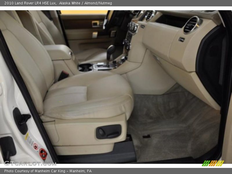 Alaska White / Almond/Nutmeg 2010 Land Rover LR4 HSE Lux