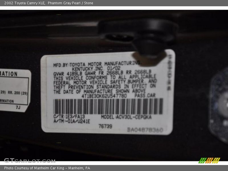 Phantom Gray Pearl / Stone 2002 Toyota Camry XLE