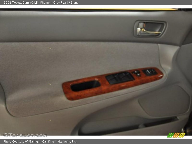 Phantom Gray Pearl / Stone 2002 Toyota Camry XLE
