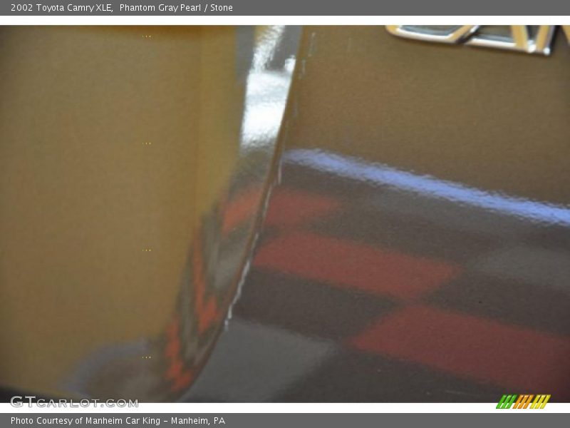 Phantom Gray Pearl / Stone 2002 Toyota Camry XLE