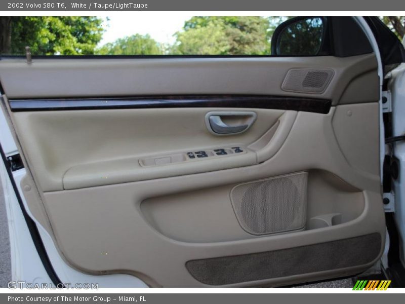 Door Panel of 2002 S80 T6
