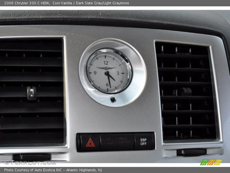 Cool Vanilla / Dark Slate Gray/Light Graystone 2006 Chrysler 300 C HEMI