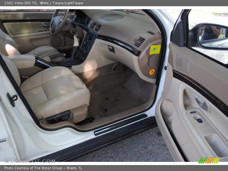  2002 S80 T6 Taupe/LightTaupe Interior