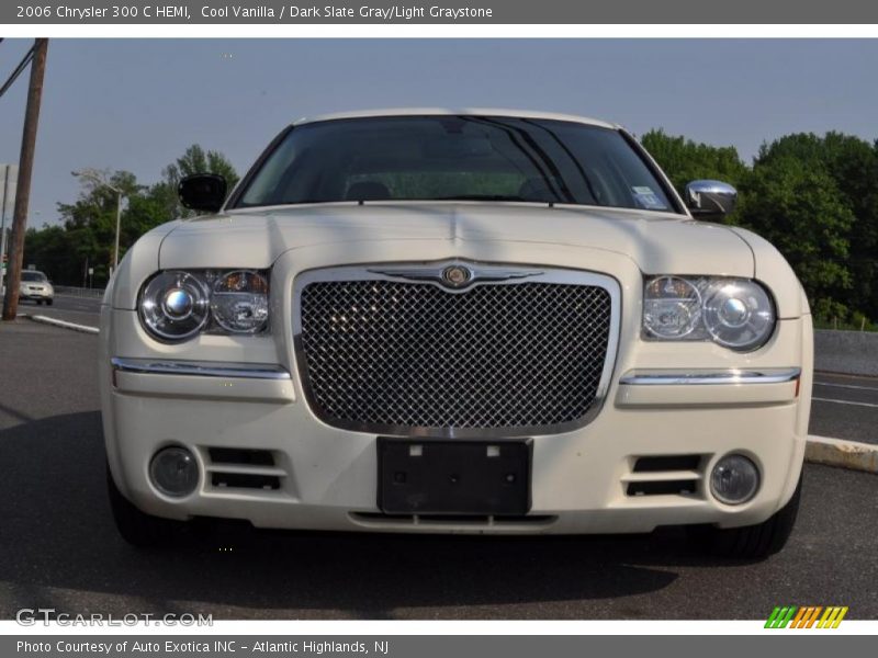 Cool Vanilla / Dark Slate Gray/Light Graystone 2006 Chrysler 300 C HEMI