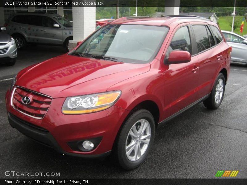 Front 3/4 View of 2011 Santa Fe SE