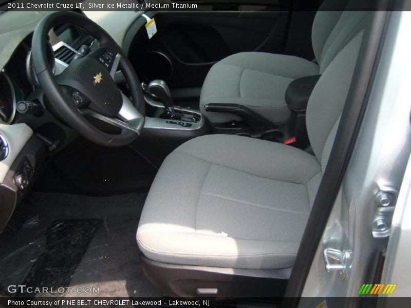 Silver Ice Metallic / Medium Titanium 2011 Chevrolet Cruze LT