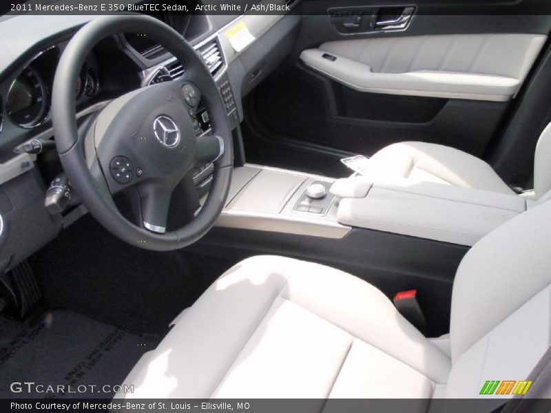 Arctic White / Ash/Black 2011 Mercedes-Benz E 350 BlueTEC Sedan