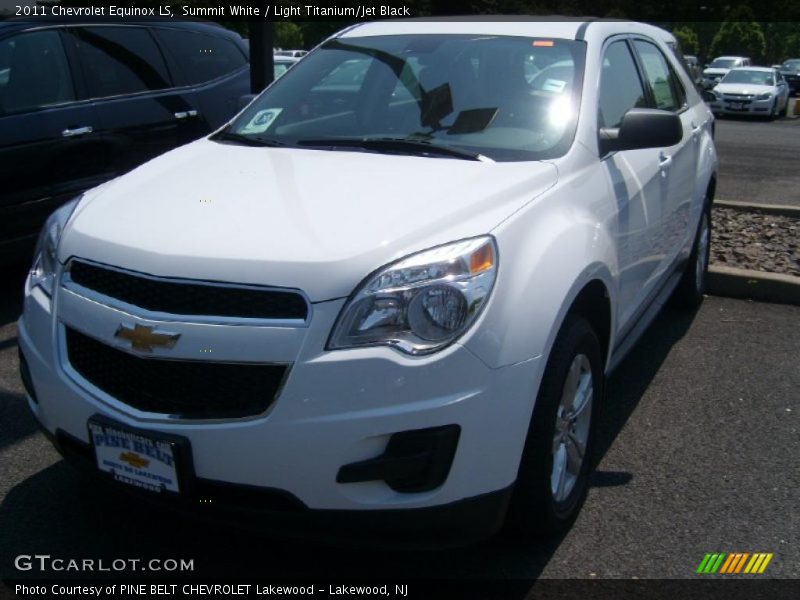 Summit White / Light Titanium/Jet Black 2011 Chevrolet Equinox LS