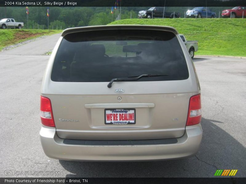 Silky Beige / Beige 2004 Kia Sedona LX