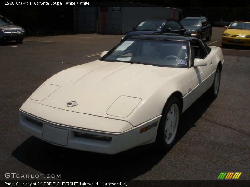 White / White 1988 Chevrolet Corvette Coupe