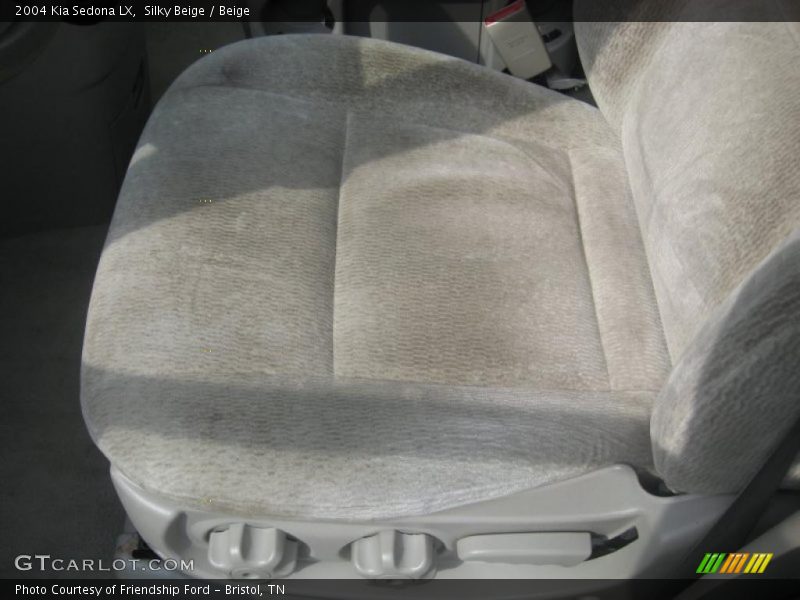 Silky Beige / Beige 2004 Kia Sedona LX